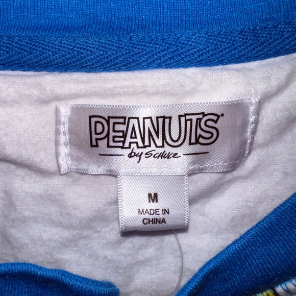 Peanuts Adult Sleeper Pajamas - Picture 5 of 6